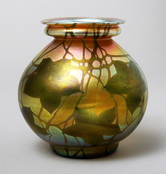Tiffany Favrile, Green Decorated Vase
