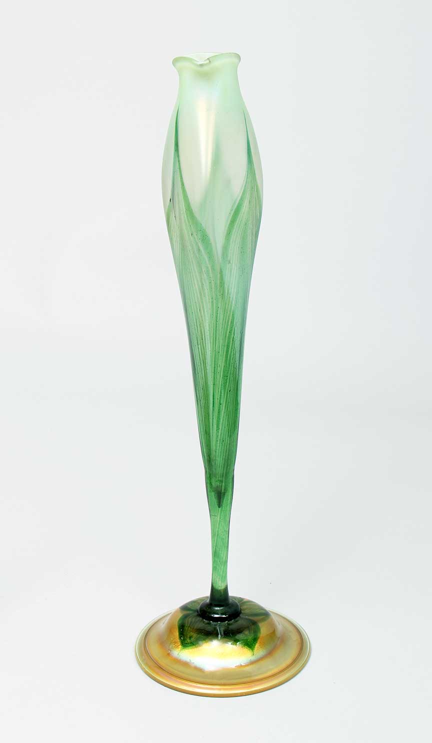 Tiffany Favrile, Floriform Vase