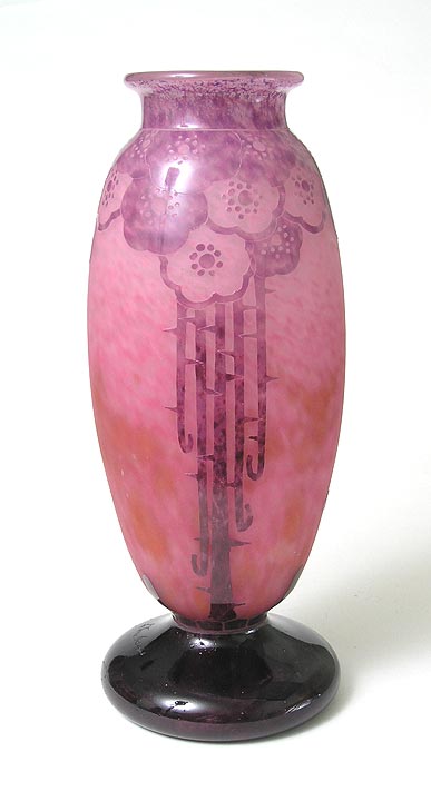 Le Verre Français, Eglantines Vase