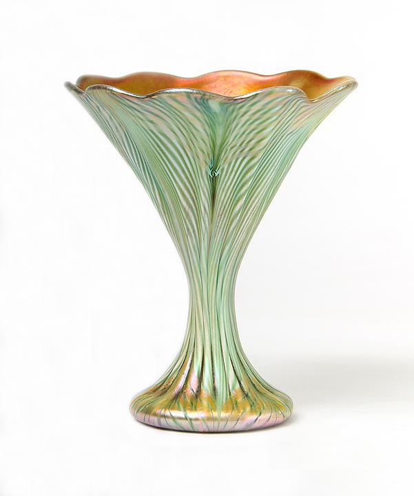 Quezal, Decorated Vase
