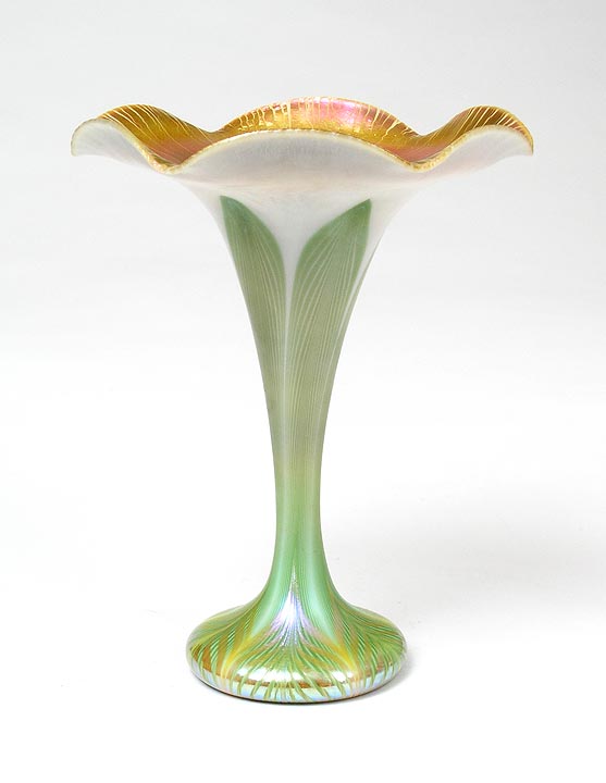 Quezal, Floriform Vase