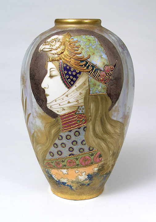 Amphora, Portrait vase