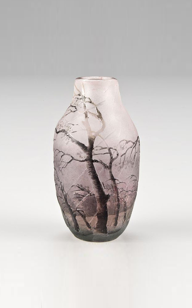 Daum Nancy, Rain Miniature Vase