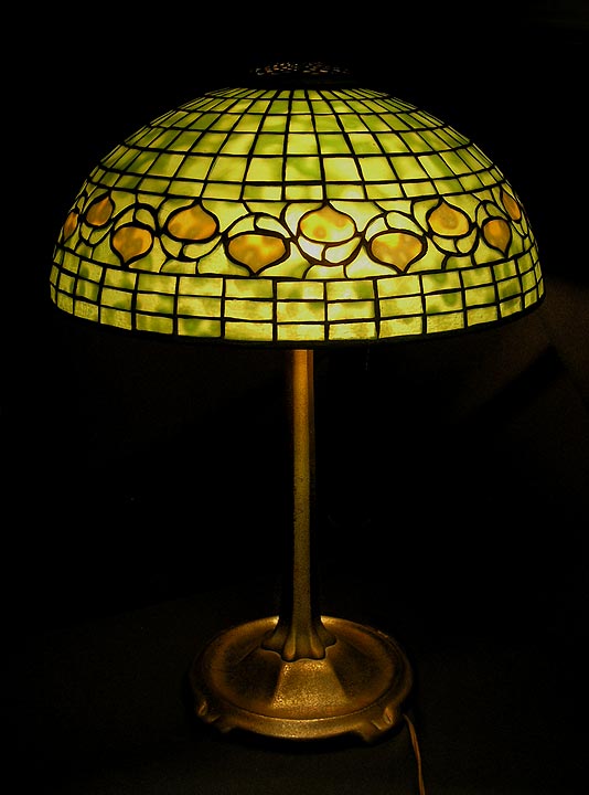 Tiffany Studios, 16" Acorn Lamp