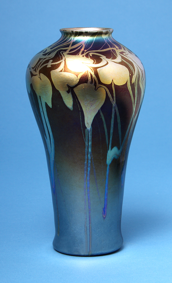 Tiffany Favrile, Black decorated vase