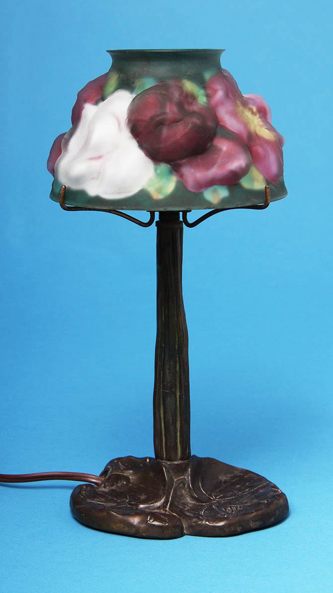 Puffy Roses Boudoir Lamp
