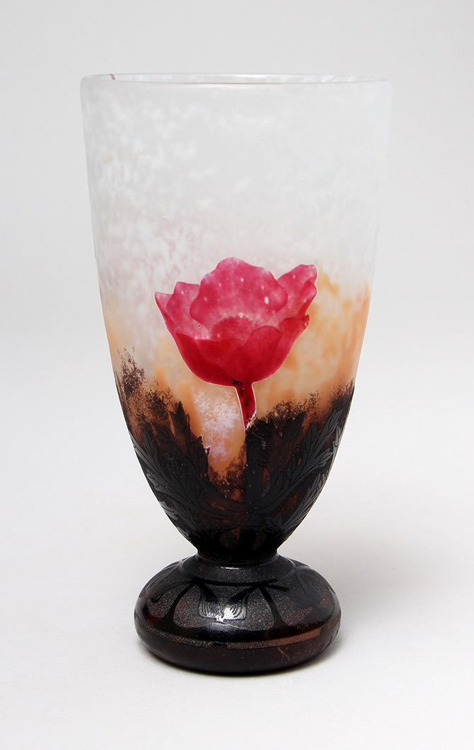 Daum Nancy, Poppy Vase
