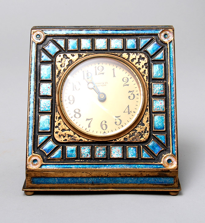 Art Deco, Blue clock