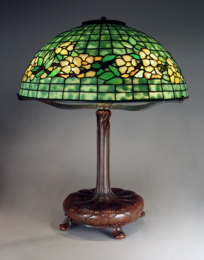 Tiffany Studios, 18" Belted Dogwood