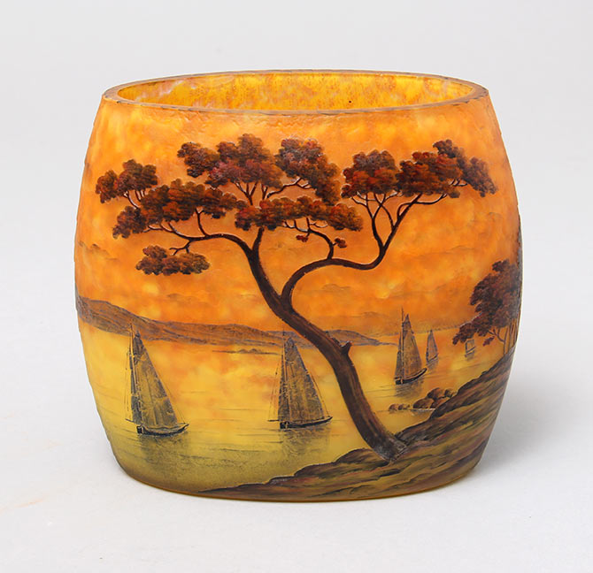 Daum Nancy, Lake Scenic Vase