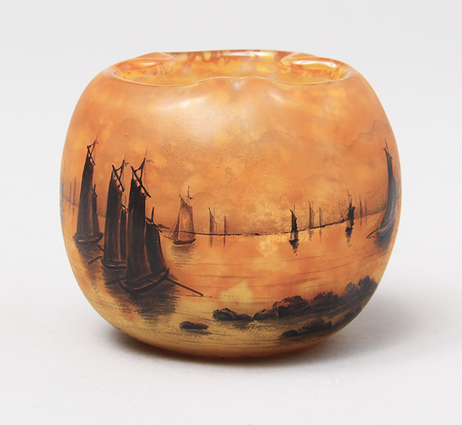 Daum Nancy, Sailboat Rose Bowl
