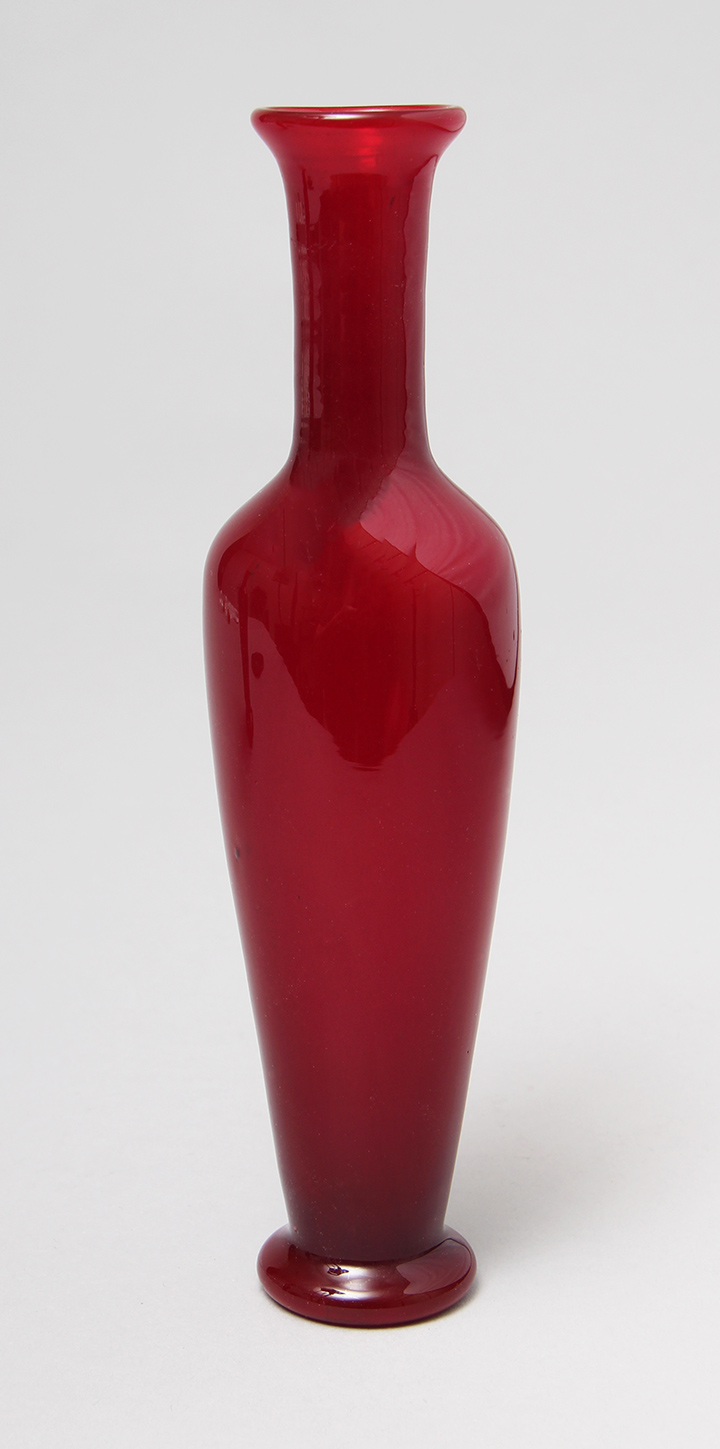 Tiffany Favrile, Red Vase