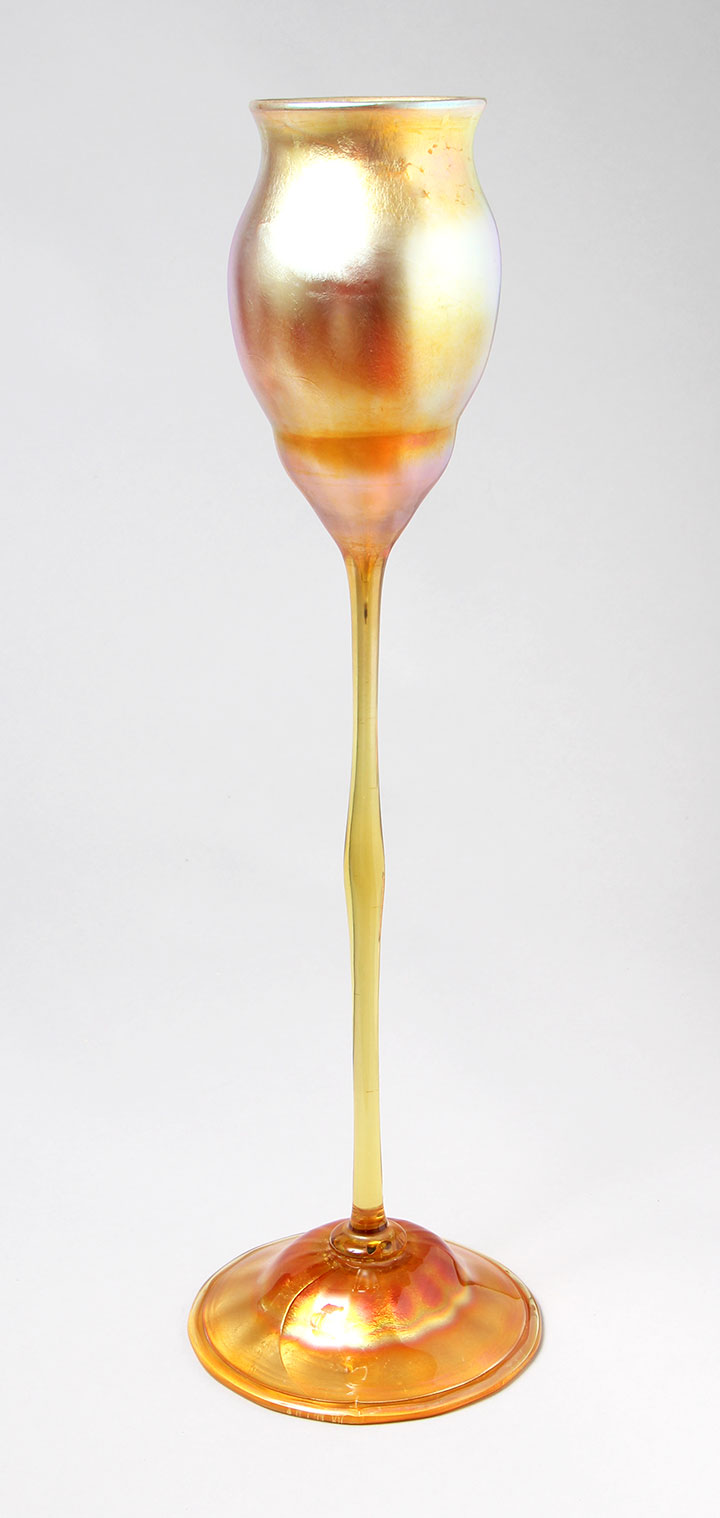 Tiffany Favrile, Floriform Vase
