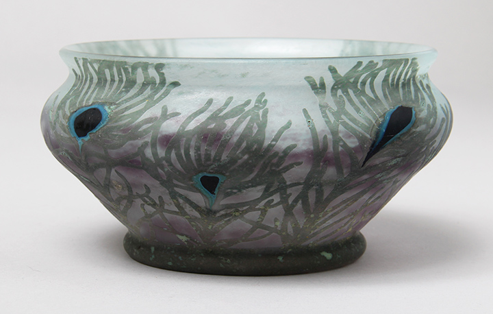 Daum Nancy, Peacock feather bowl