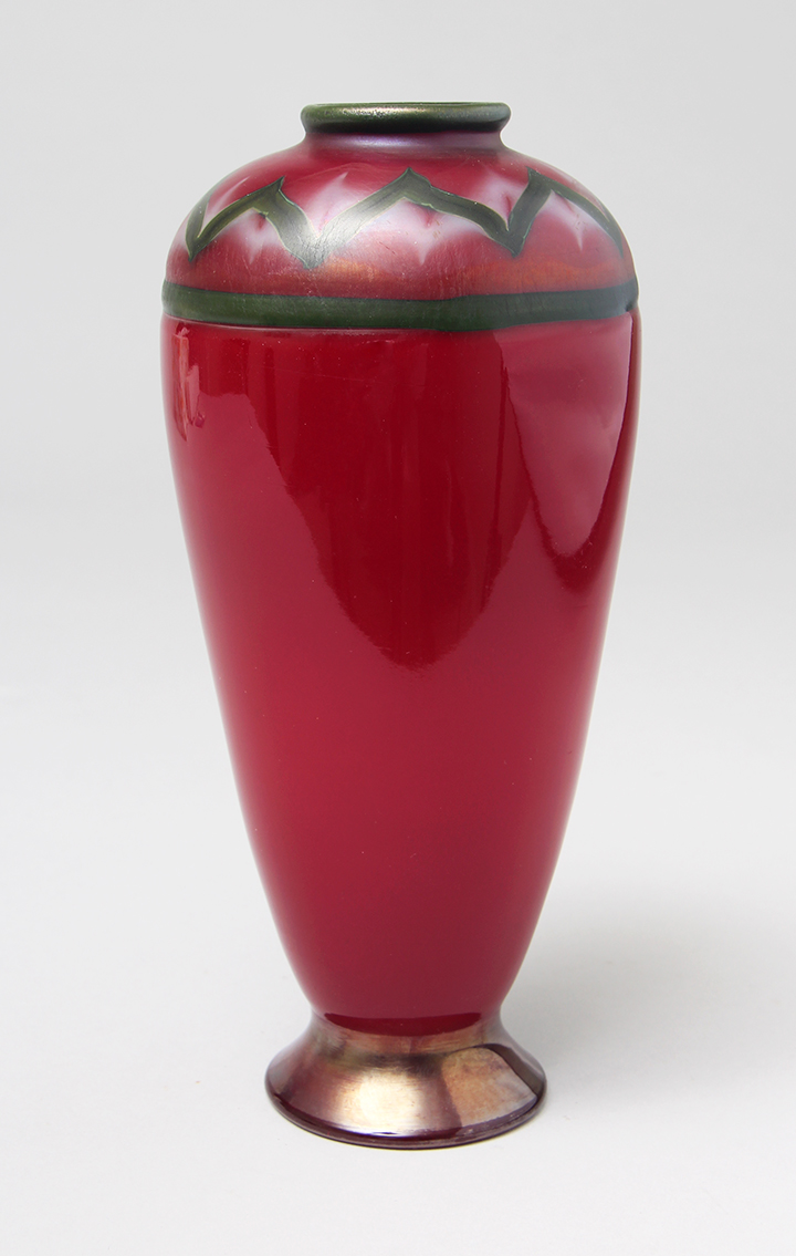 Tiffany Favrile, Red Tel El Amarna Vase