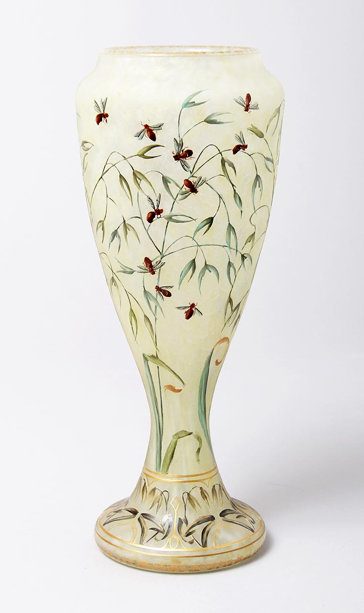 Bee Vase