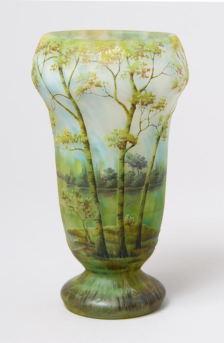 Daum Nancy, Scenic Vase