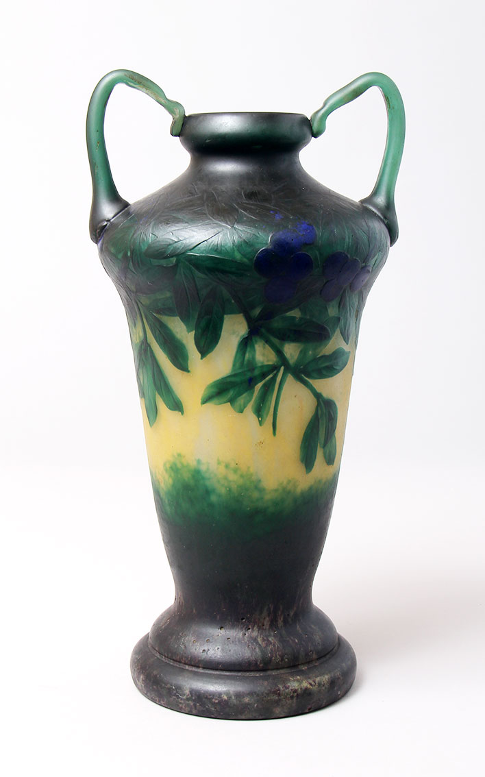 Applied Berry Vase