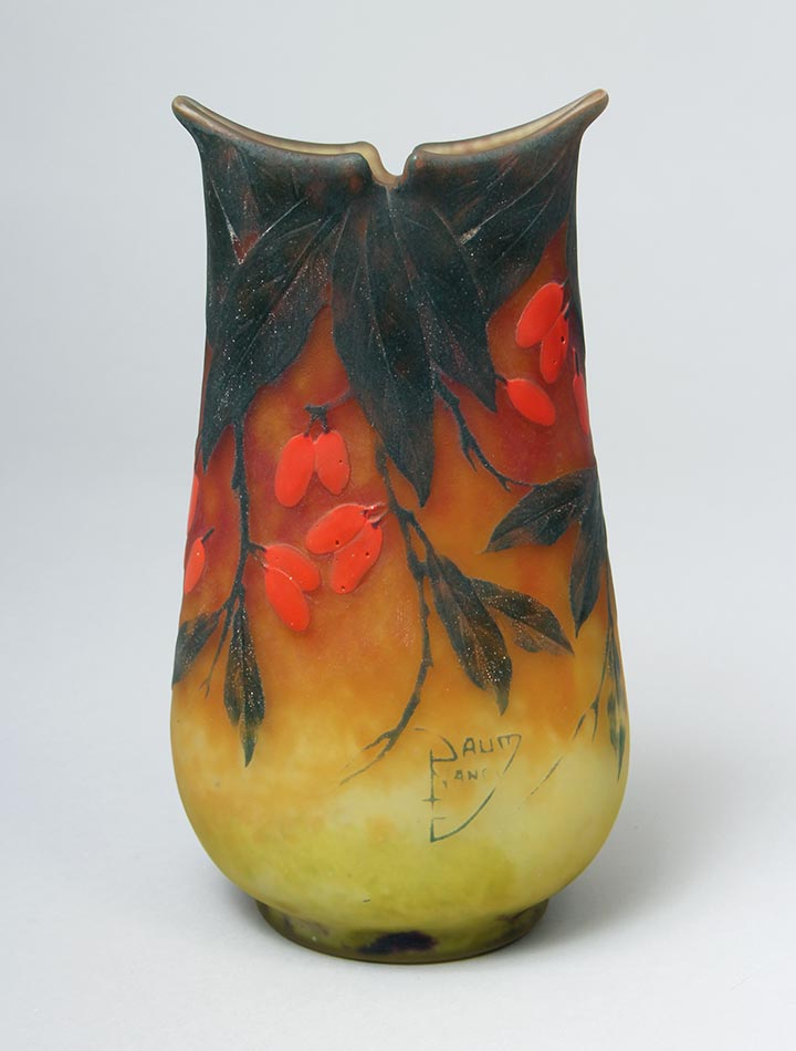 Daum Nancy, Applied Fruit Vase