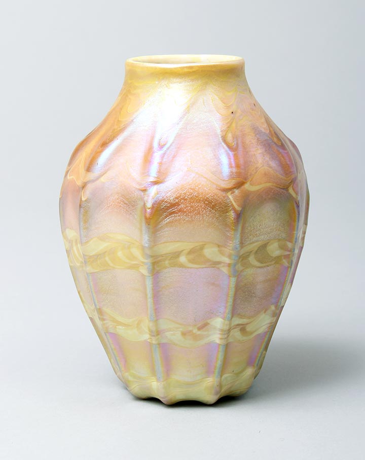 Tiffany Favrile, Gold Decorated Vase