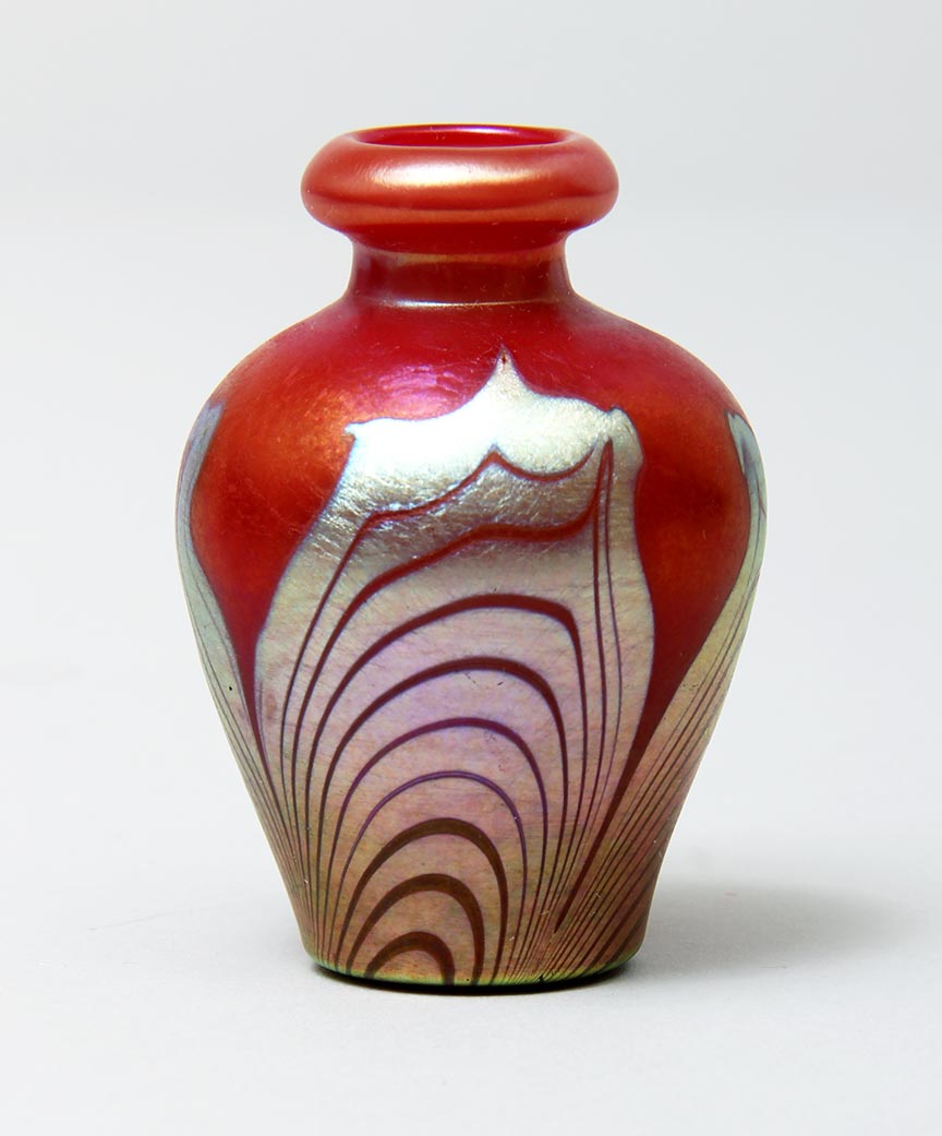 Tiffany Favrile, Red Mini Vase