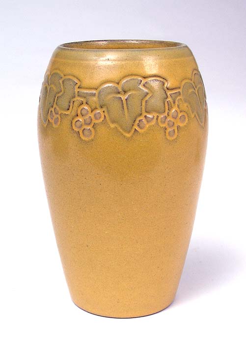 Marblehead, Yellow incised vase
