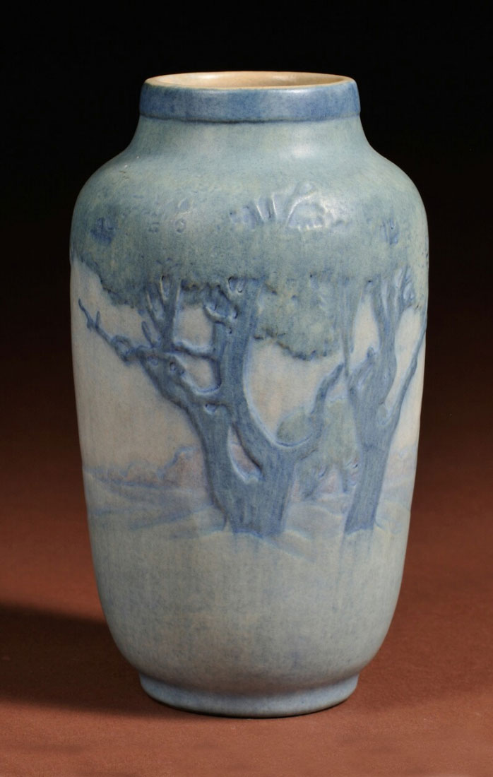 Newcomb, Scenic Vase