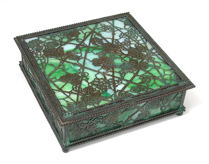 Grapevine, Handkerchief Box