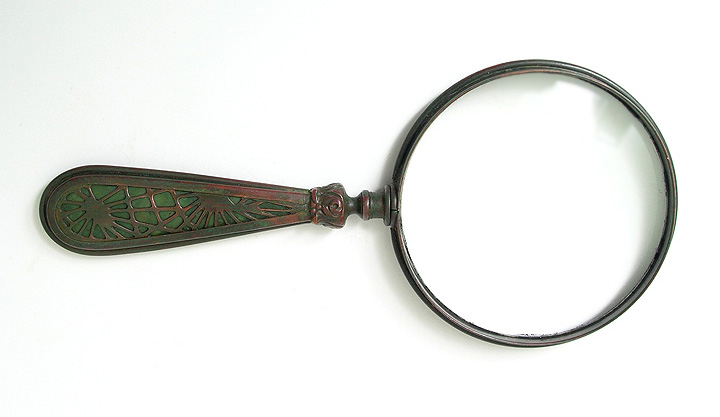 Pine Needle, Magnifying glass