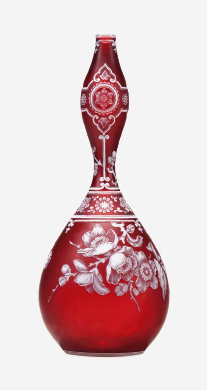 Webb, Red floral vase
