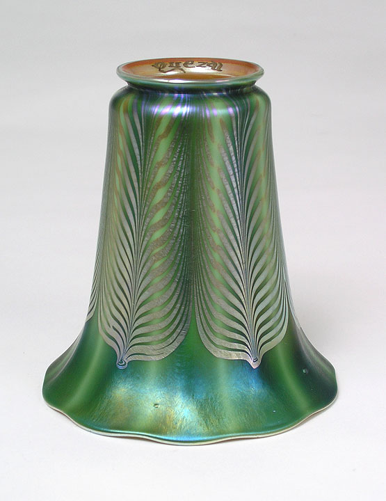 Quezal, Green Decorated Shade