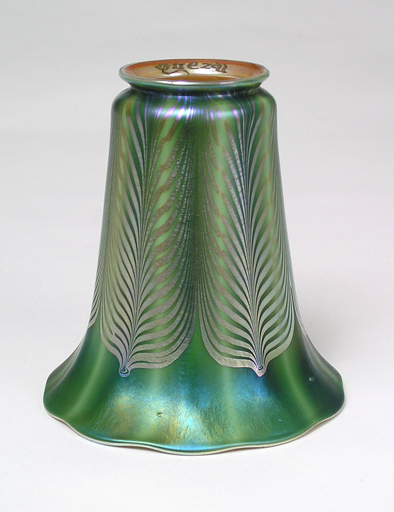 Quezal, Green decorated shade