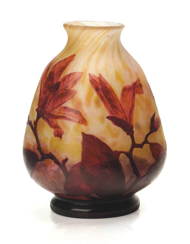 Daum Nancy, Magnolia Vase