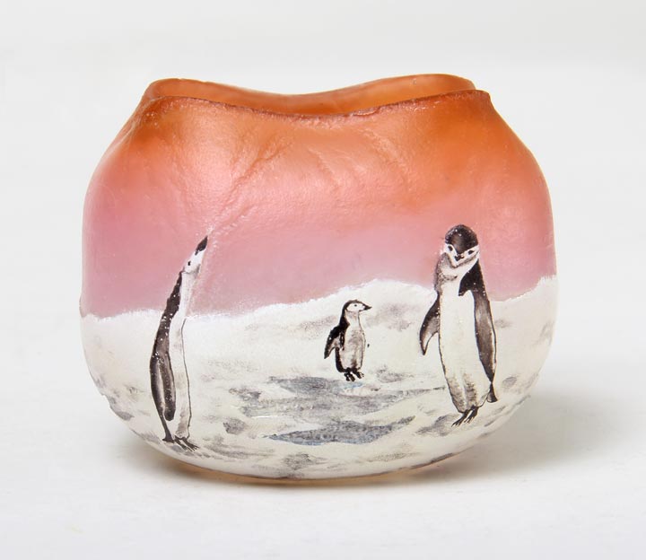 Daum Nancy, Penguin Vase