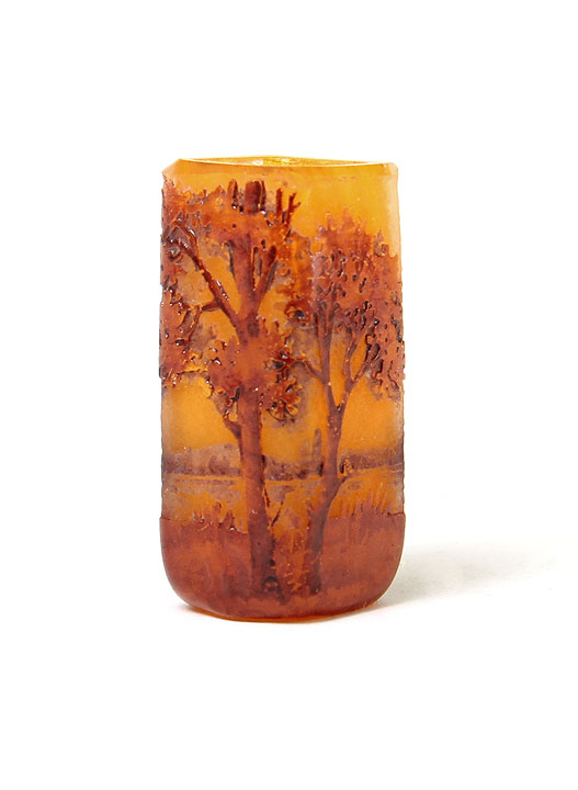 Daum Nancy, Scenic Miniature Vase