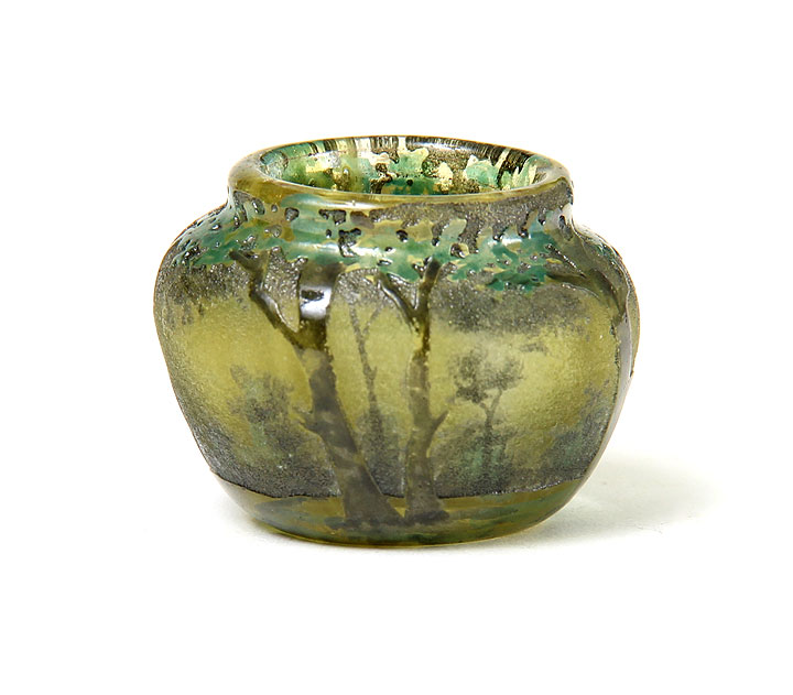 Daum Nancy, Summer Scenic Miniature Vase
