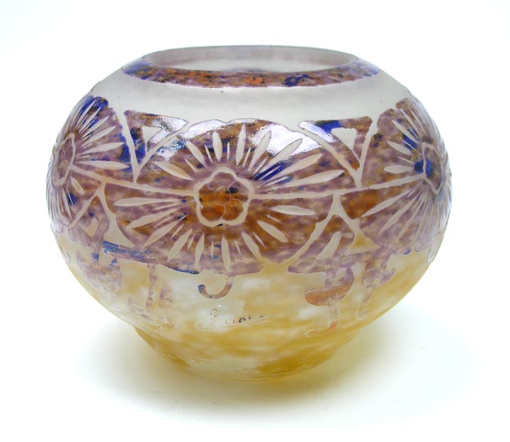 Le Verre Français, Ancolies Vase