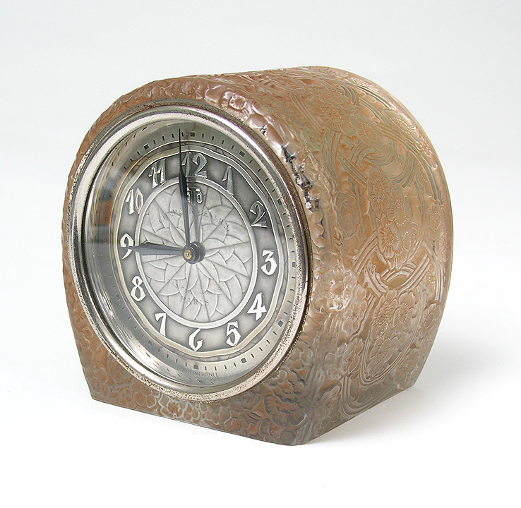 R. Lalique, Aubepines clock
